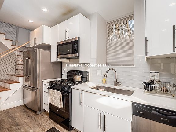3rd image of 5 Buckley Ave #C2