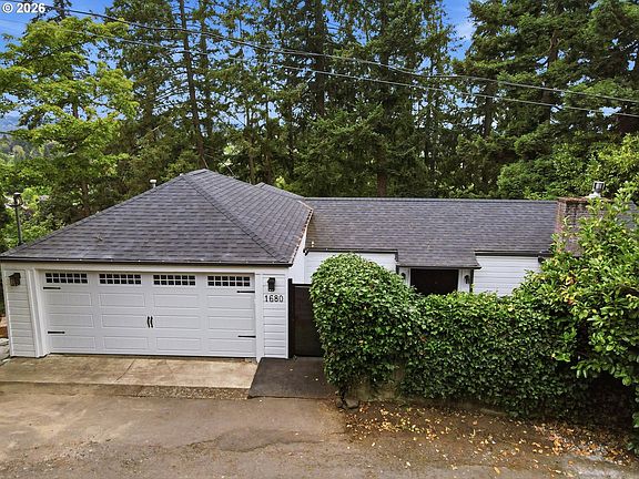 2nd image of 1680 Westover Dr