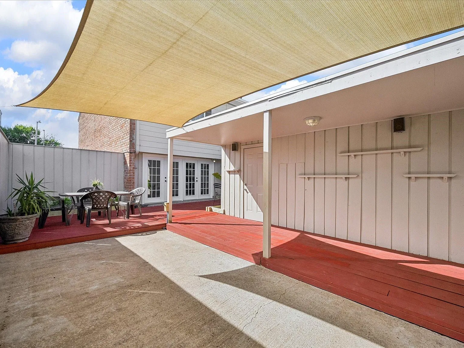 2 bed, 1.5 bath, 1224 sqft, $2,100 — Photo 4