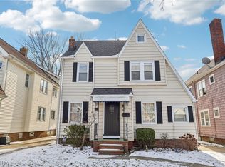 17920 Hillgrove Ave, Cleveland, OH 44119