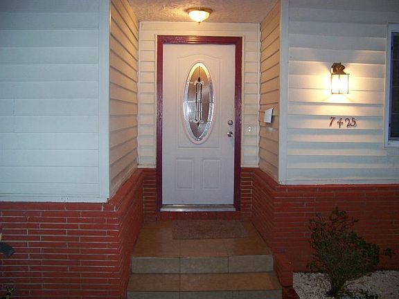 4th image of 7425 Loma Verde Way