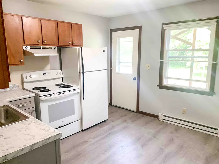 29 Mountain Rd #1R — Photo 1