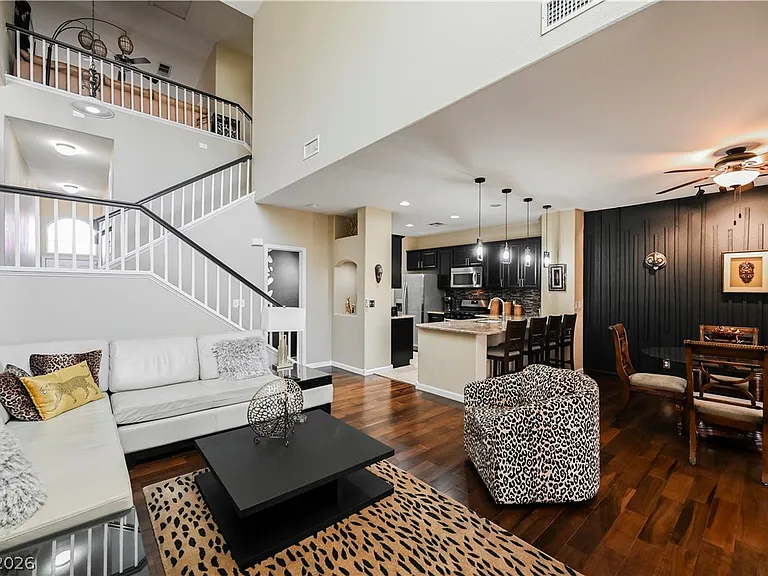 5975 Sunlight Garden Way — Photo 17