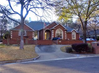 820 Sylvan Dr, Fort Worth, TX 76120