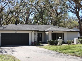 2105 Curry Rd, Lutz, FL 33549