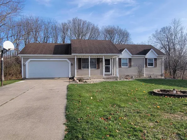 3469 E East Ridge Dr, Warsaw, IN 46582