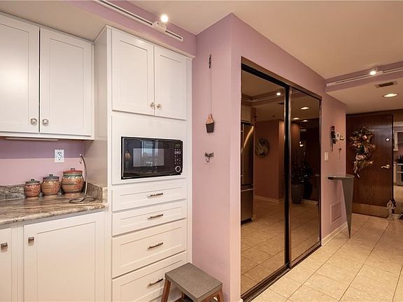 2nd image of 300 Lake Marina Ave APT 10BE