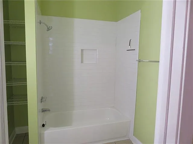 4920 Lasalle St — Photo 14