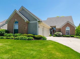 1961 Stonebridge Dr N, Ann Arbor, MI 48108