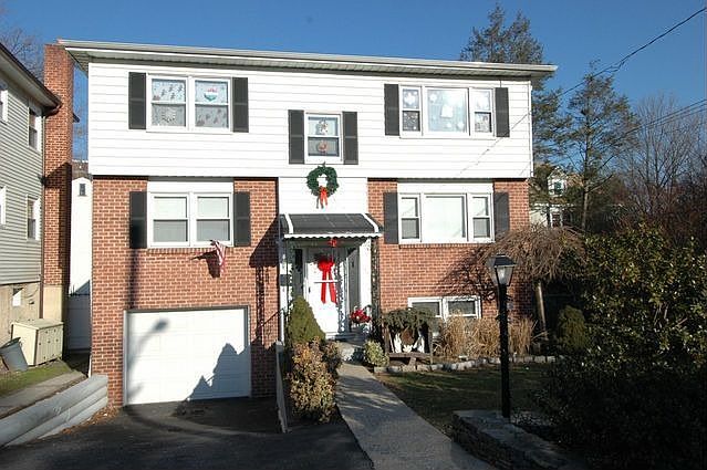 1st image of 110 Travers Ave