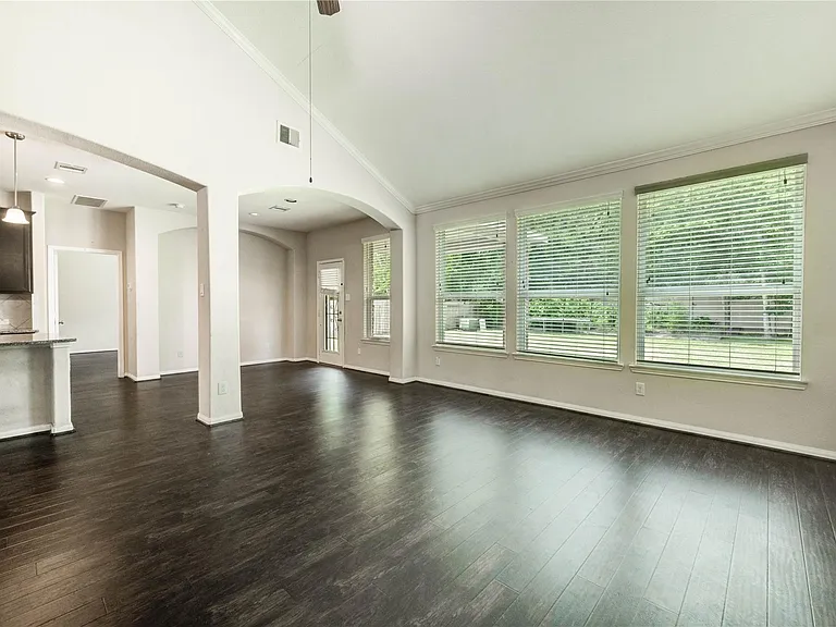 43 Amaifi Dr — Photo 17