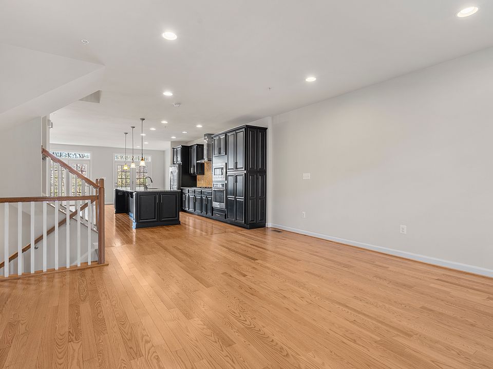 1st image of 7451 Burnside Way