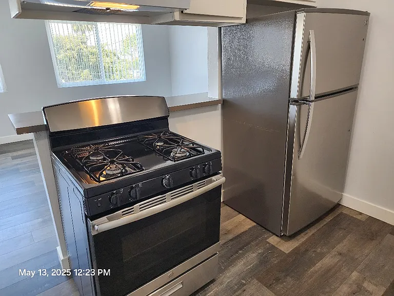 1123 E Hellman St #7 — Photo 7