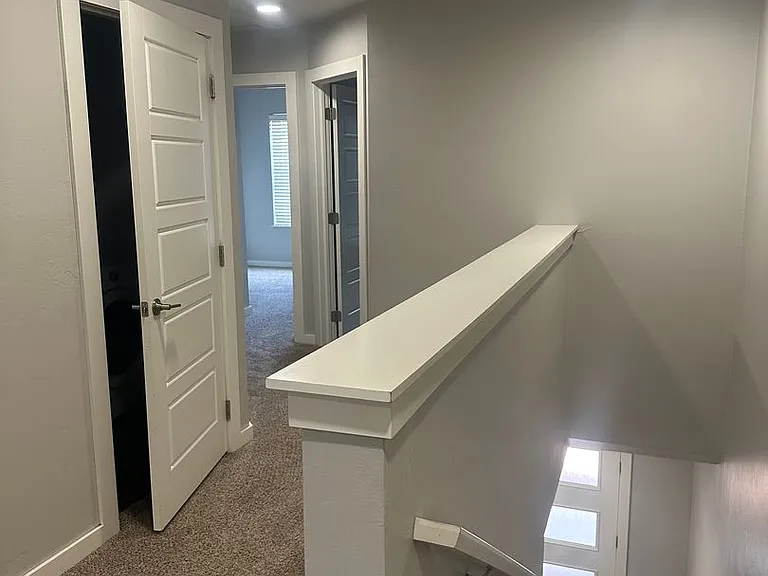 736 SW 14th St — Photo 14