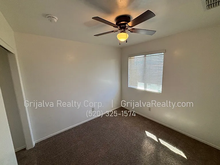770 W Firehawk Dr — Photo 16