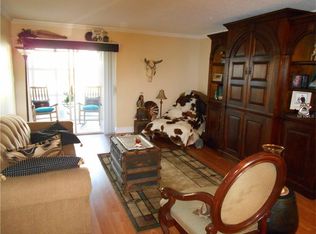 689 Lake Howard Dr NW APT 2A, Winter Haven, FL 33880