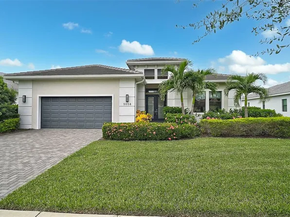 5058 Surfside Cir, Lakewood Ranch, FL 34211