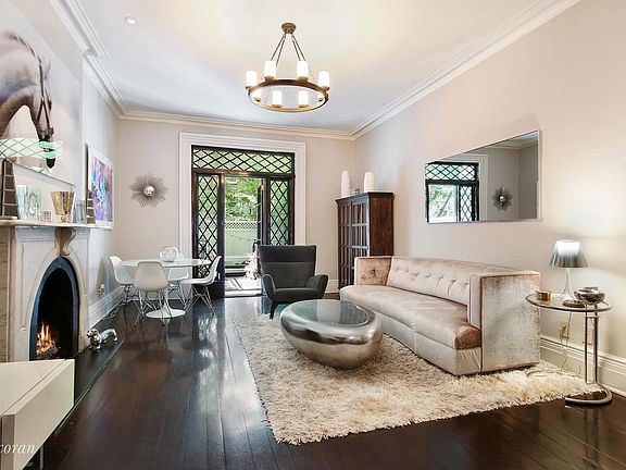 2nd image of 446 W 22nd St #Garden