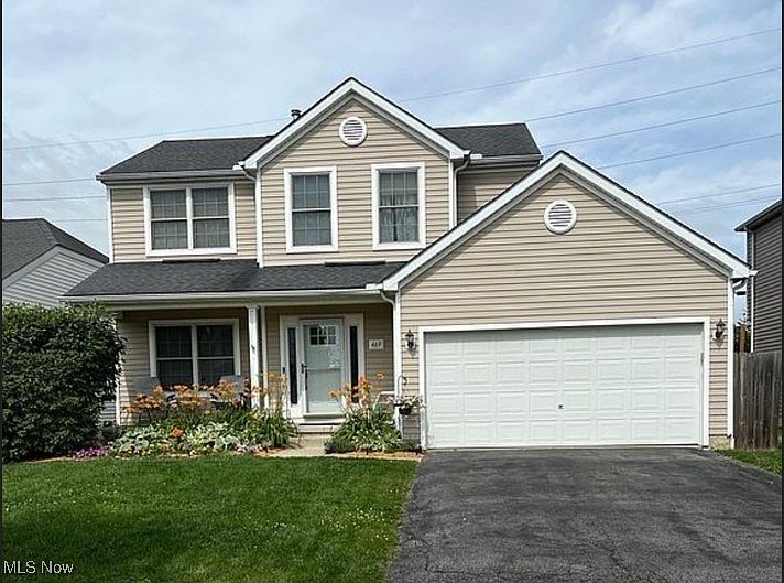 1st image of 469 Lilyfield Ln