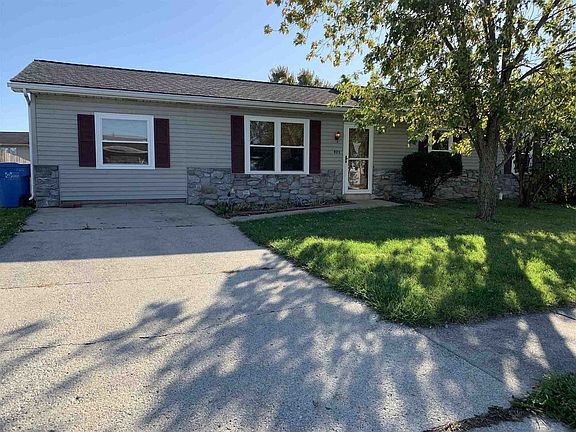 2nd image of 921 S Camden Dr