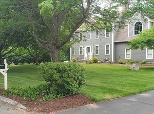 3 Margarets Cv, Franklin, MA 02038