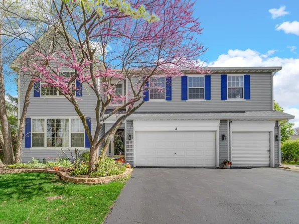 4 Regal Ct, Algonquin, IL 60102