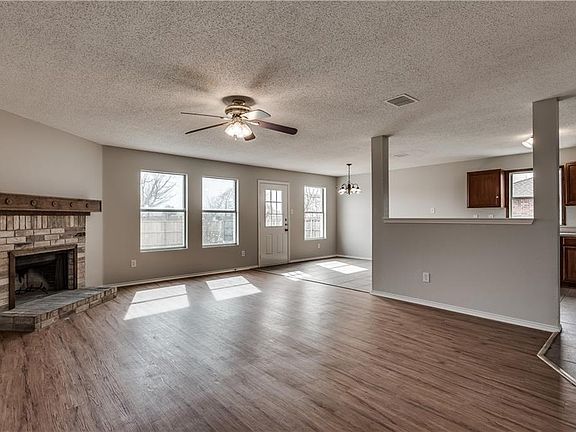 2nd image of 1505 Quail Meadow Dr