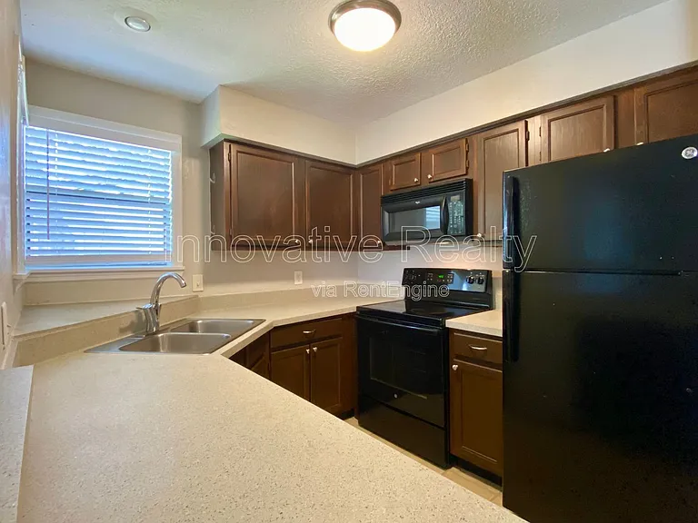 2942 Antique Oaks Cir #88 — Photo 7