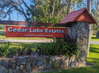 11122 W Cedar Lake Dr, Crystal River, FL 34428