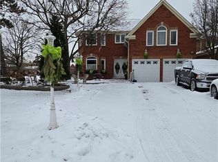 6 Osprey Ct, Cambridge, ON N1T 1N9