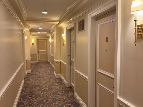 502 Park Avenue image 3 of 12