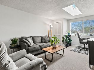 35 Prospect St APT 313, Woburn, MA 01801