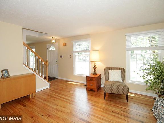3rd image of 5722 Oak Fern Ct