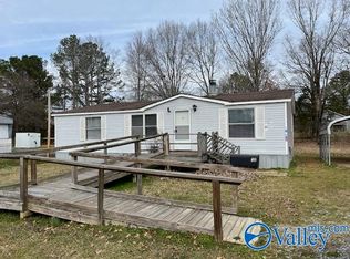 73 Lisa Ln, Scottsboro, AL 35769