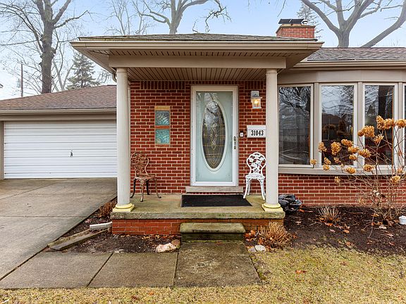 2nd image of 31043 Brown St