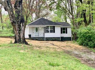 622 Short St, Harriman, TN 37748