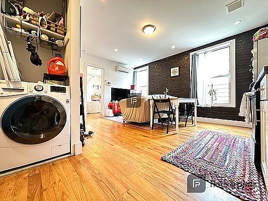 2nd image of 340 Sterling Pl #1B