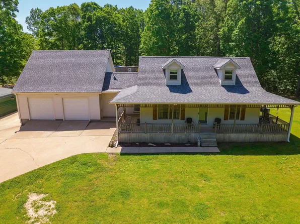 1100 Bear Creek Rd S, Pinson, TN 38366