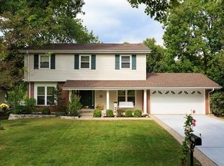 1207 Brittany Pkwy, Ballwin, MO