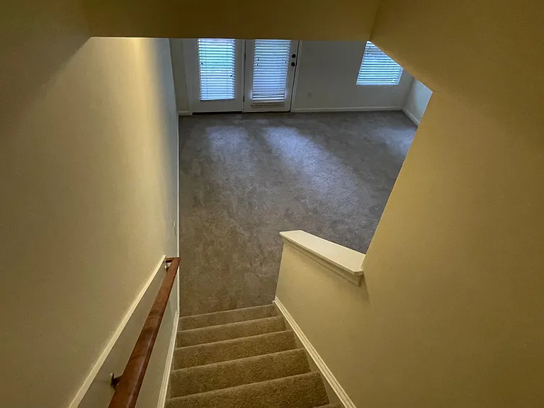 1668 Holly Grove Way — Photo 33