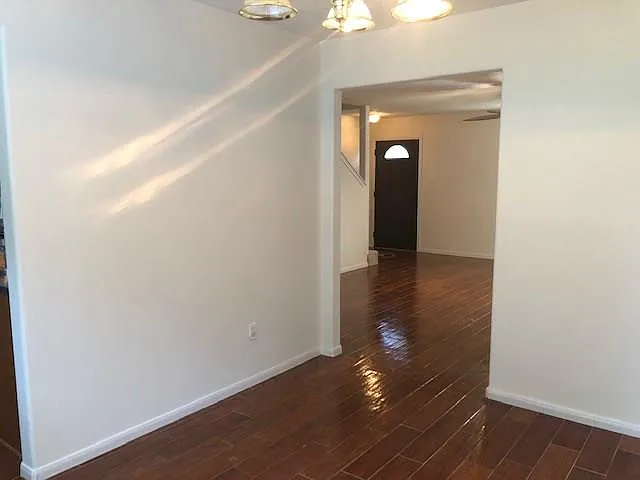 28814 Waltham St — Photo 16