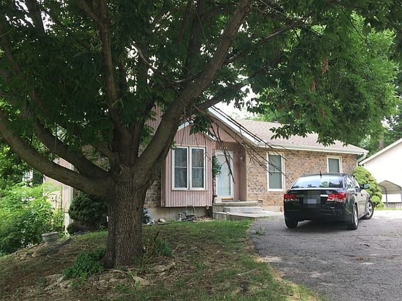 2nd image of 2222 S 5th St