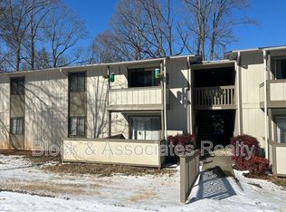 2250 Sunderland Rd APT 20B, Winston Salem, NC 27103