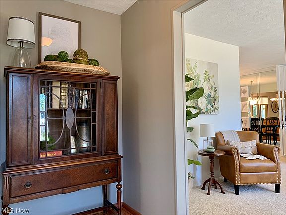 4th image of 9534 Pebble Brook Ln