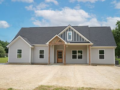 825B College St, Portland, TN, 37148
