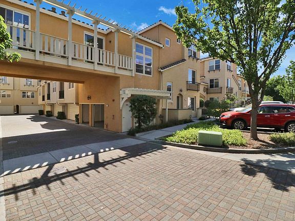 2nd image of 10280 Park Green Ln Unit 839
