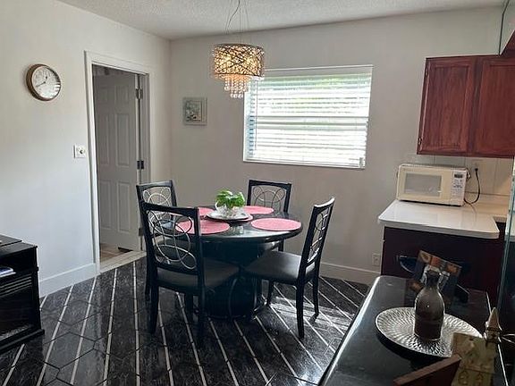 3rd image of 2145 Pierce Street #101