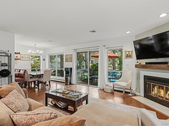 5th image of 25 Villa Drive
