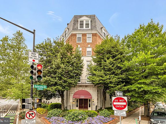 3rd image of 1880 Columbia Rd NW APT 203
