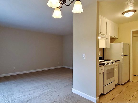 3rd image of 350 Robinson St #34